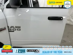 Vehicle photo 15