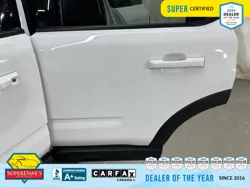 Vehicle photo 21