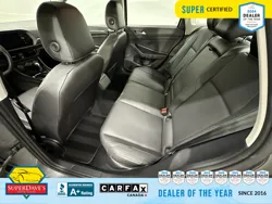 Vehicle photo 21