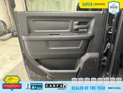 Vehicle photo 19