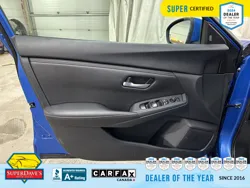 Vehicle photo 16