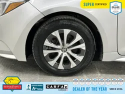 Vehicle photo 11