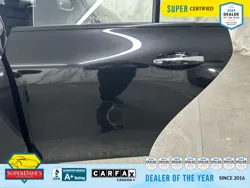 Vehicle photo 19