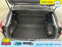 Vehicle photo 31