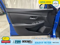 Vehicle photo 16