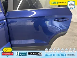 Vehicle photo 19