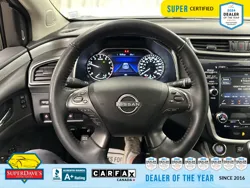 Vehicle photo 24