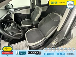 Vehicle photo 19