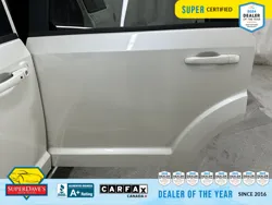 Vehicle photo 19