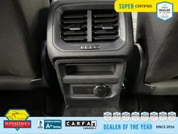 Vehicle photo 18
