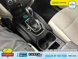 Vehicle photo 28