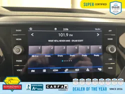 Vehicle photo 26