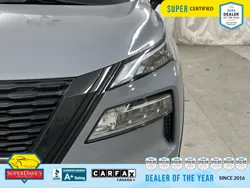 Vehicle photo 21