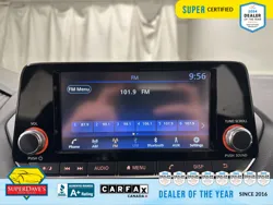 Vehicle photo 26