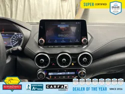 Vehicle photo 25