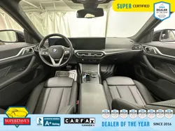 Vehicle photo 22
