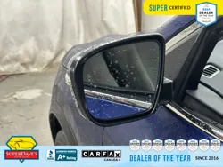 Vehicle photo 14