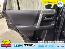 Vehicle photo 19