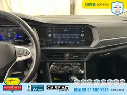 Vehicle photo 25