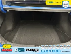 Vehicle photo 19