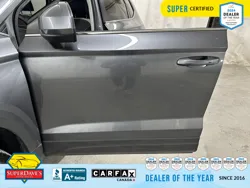 Vehicle photo 15