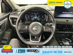 Vehicle photo 24