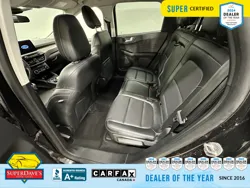 Vehicle photo 21