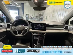 Vehicle photo 18