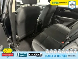 Vehicle photo 19