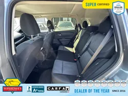 Vehicle photo 13