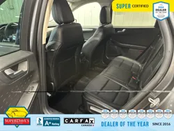 Vehicle photo 19