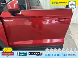 Vehicle photo 15