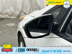 Vehicle photo 14