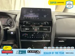 Vehicle photo 25