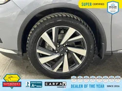 Vehicle photo 11