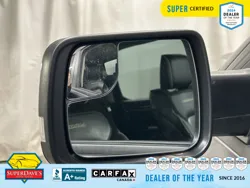 Vehicle photo 14