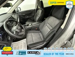 Vehicle photo 18