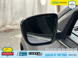 Vehicle photo 14