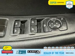 Vehicle photo 18