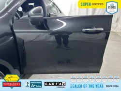 Vehicle photo 15