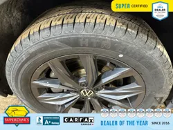 Vehicle photo 15