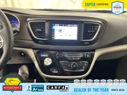 Vehicle photo 24