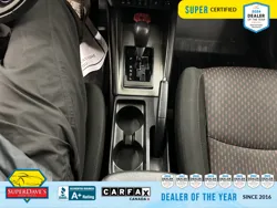 Vehicle photo 30