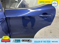 Vehicle photo 19
