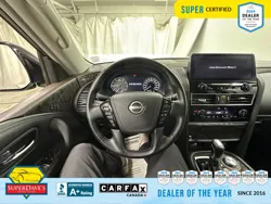 Vehicle photo 24