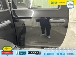 Vehicle photo 18
