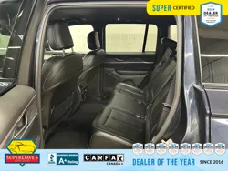 Vehicle photo 23