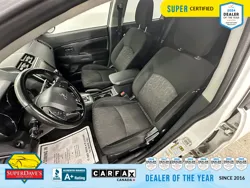 Vehicle photo 18