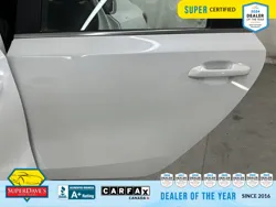 Vehicle photo 18
