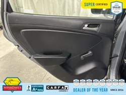 Vehicle photo 20